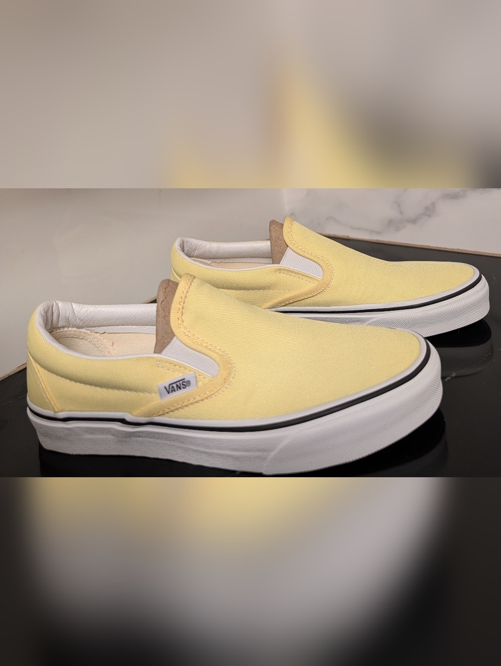 Vans Classic Slip-On Sneakers Size M6.5 W 8 NWT MSRP $75 - Picture 5 of 11